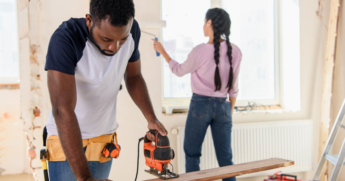 Should you tell your home insurer about renovations? | LowestRates.ca