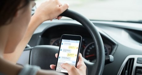 Distracted driving will be a $1,000 fine in Ontario and lead to licence suspension