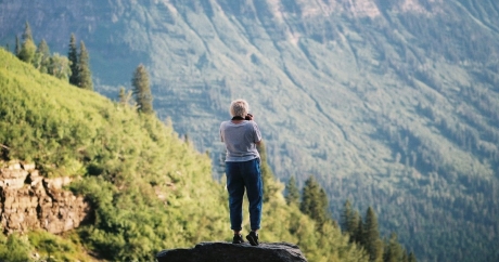 Canadians expect to retire early, but almost half are struggling to do it, says HSBC