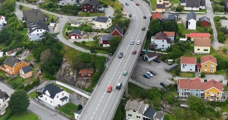 Norway hits the brakes on gas car sales ban